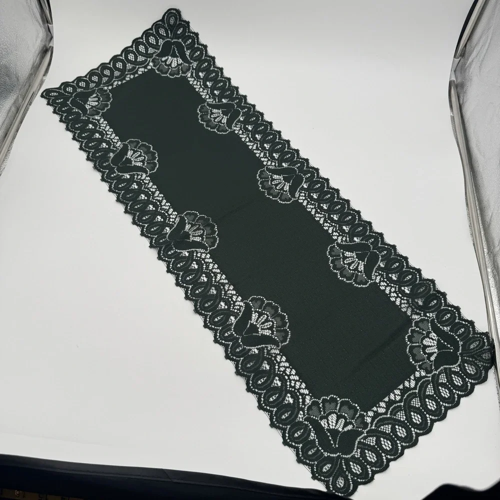 Vintage Green Lace Placemats & Table Runners Set 5 Floral‎ Scalloped Decor